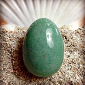yoni egg: Green Aventurine Yoni Egg